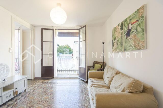Furnished flat with balcony for rent in Sants, Barcelona