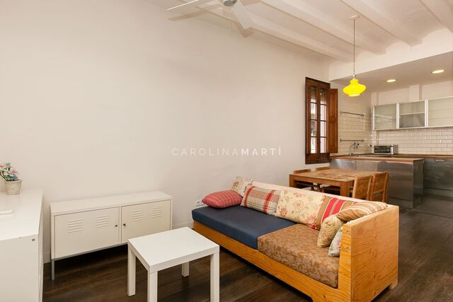 Piso con balcón en alquiler en Vila de Gràcia