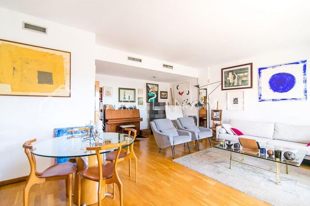 Apartment with large terrace for rent in Esplugues de Llobregat, Barcelona