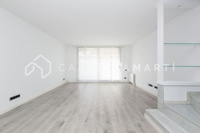 Semi-detached house for sale in Sant Just Desvern, Barcelona