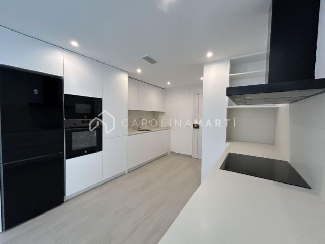 Brand new apartment on Travesía de Gràcia