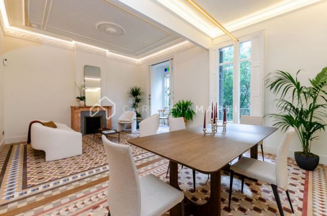 Renovated apartment in La Dreta de l’Eixample | 150 m² of modernist charm in Eixample Dret, Barcelona