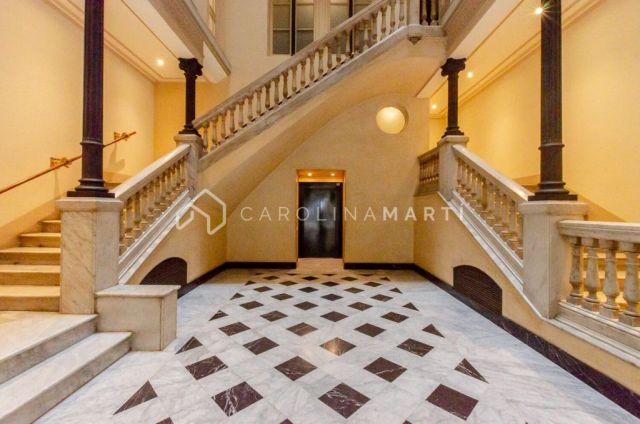 Flat for Sale in Ronda Sant Pere