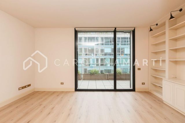 Apartment with terrace for sale in Dreta de l'Eixample, Barcelona