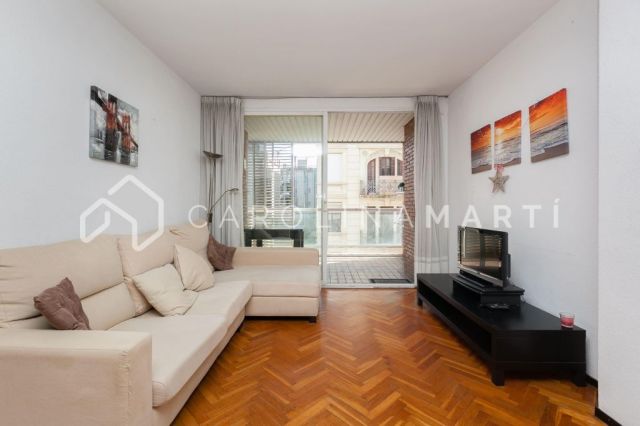 Piso con conserje y terraza en venta en Galvany, Barcelona