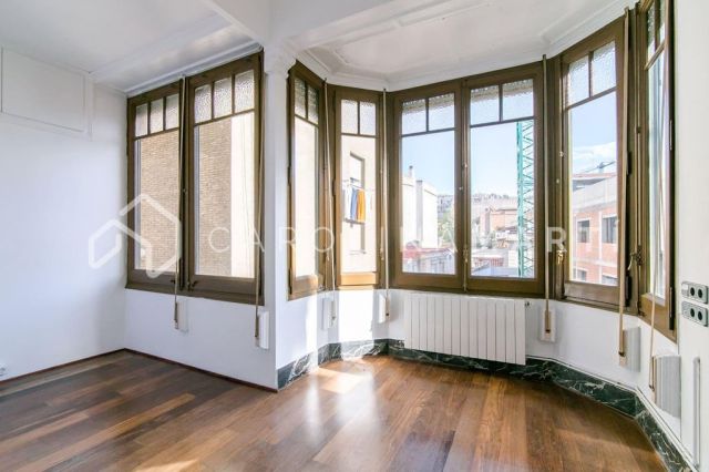 Apartment with high ceilings for rent in Vila de Gràcia, Barcelona