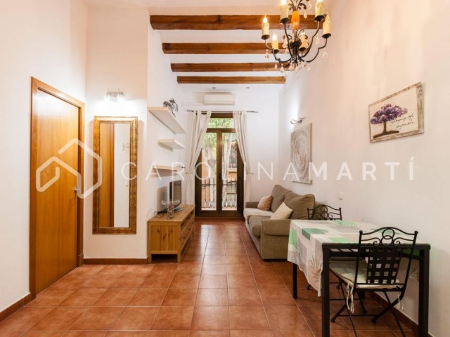 Flat with balcony for rent in Sants-Montjuïc, Barcelona