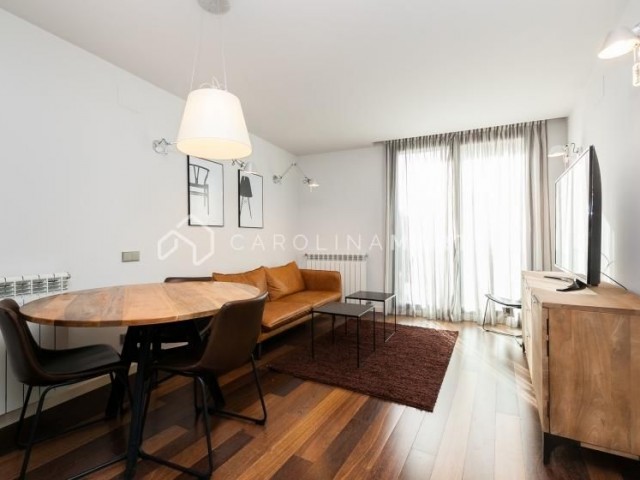 Apartment in Via Augusta - Muntaner | Semi-new, exterior and with storage in Barcelona